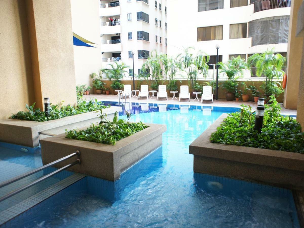 קואלה לומפור Hauzz Seri Bukit Ceylon Residence מראה חיצוני תמונה